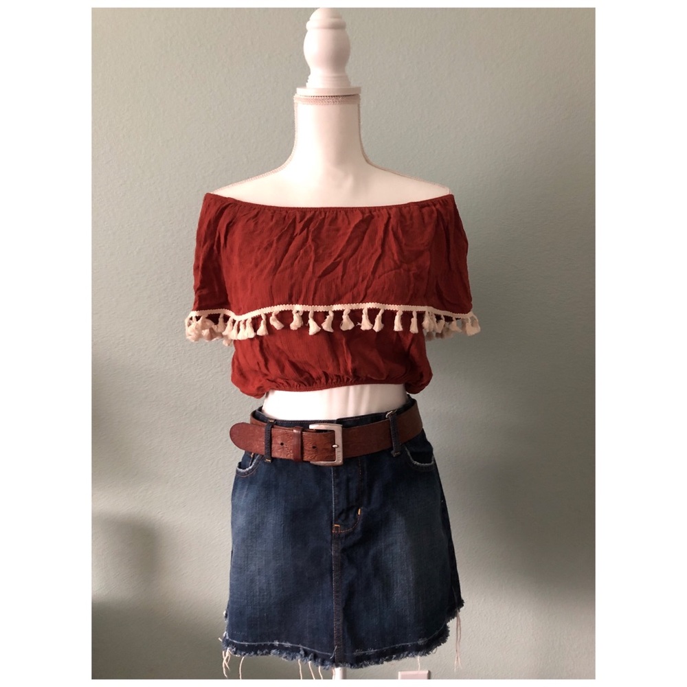 Brown off the shoulder crop top tassels M